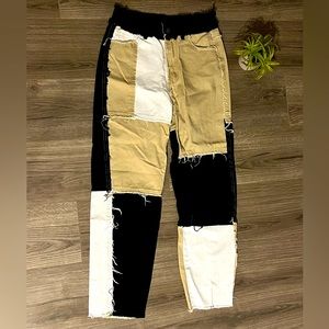 Ladies color block jeans.